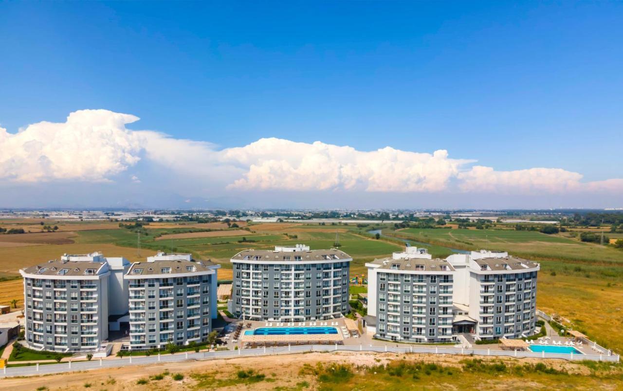 Royal Towers Lara Hotel Kemeragzi Exterior foto